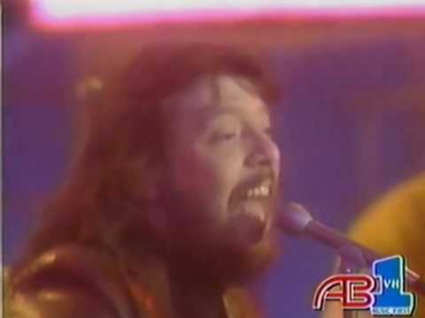 Keep on Dancin by Gary's Gang