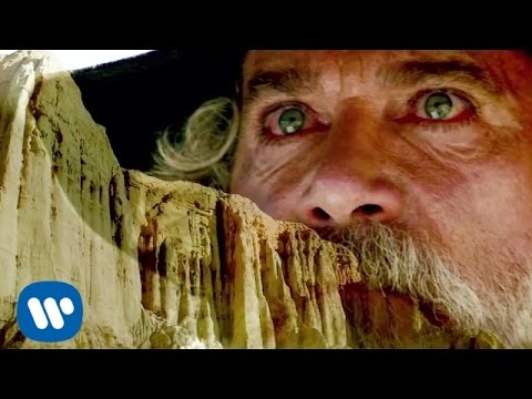 Lovers on the Sun by David Guetta featuring Sam Martin