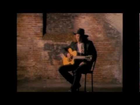 Can't Break It to My Heart by Tracy Lawrence