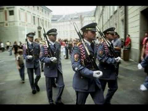 The Hum Melody by Robbie Rivera