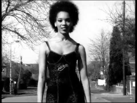 Keep on Jumpin by Musique