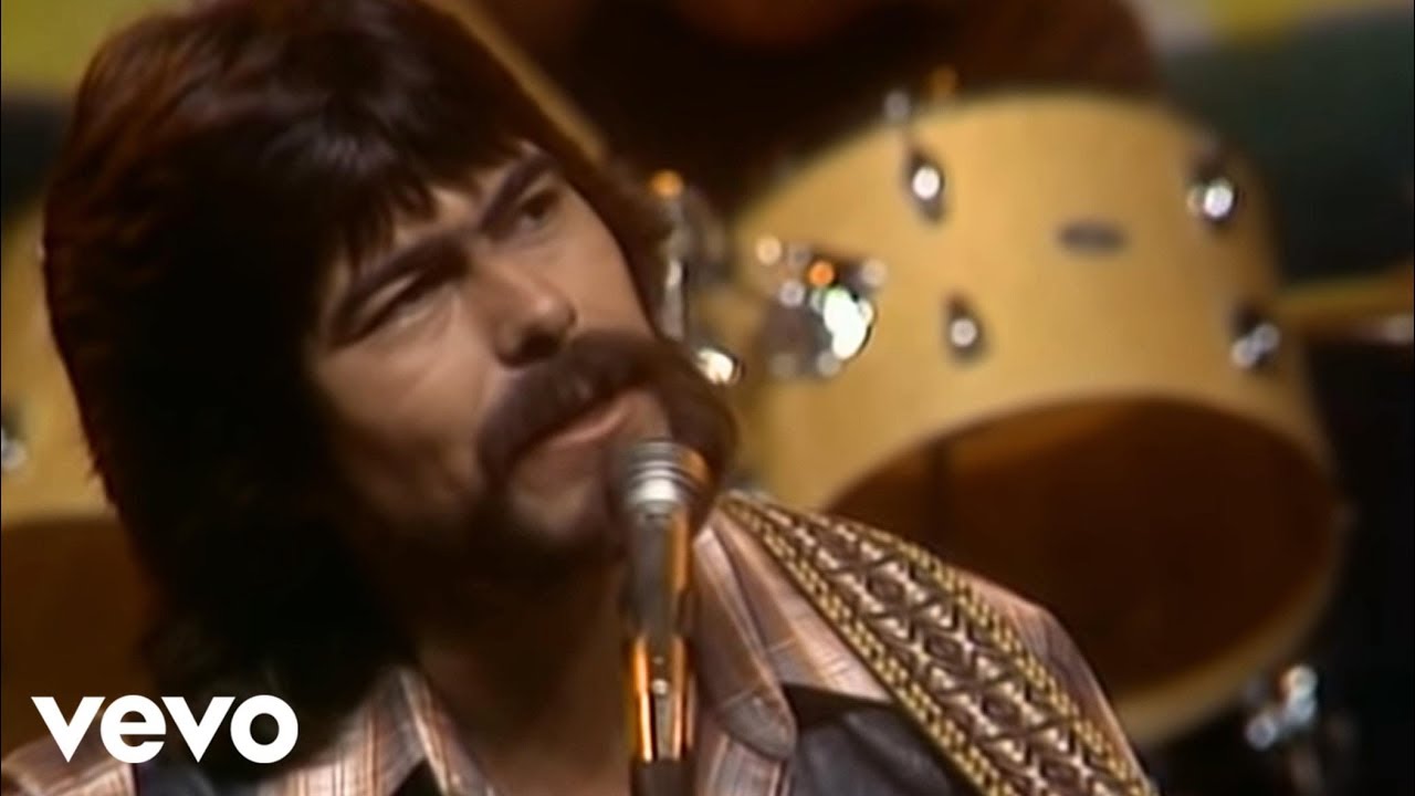 Feels So Right by Alabama