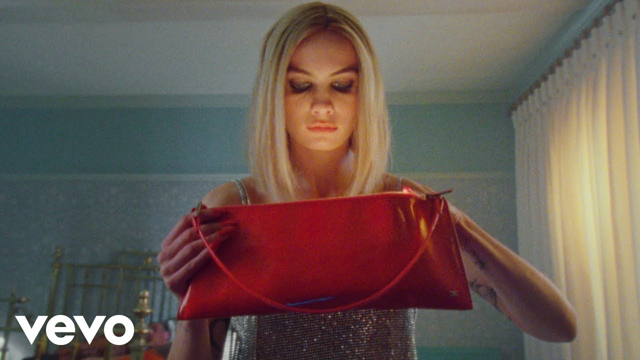 Supermodel by Måneskin