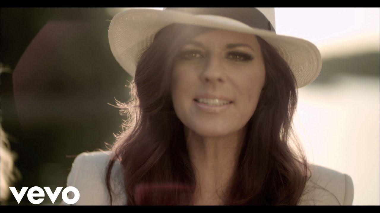 Pontoon by Little Big Town